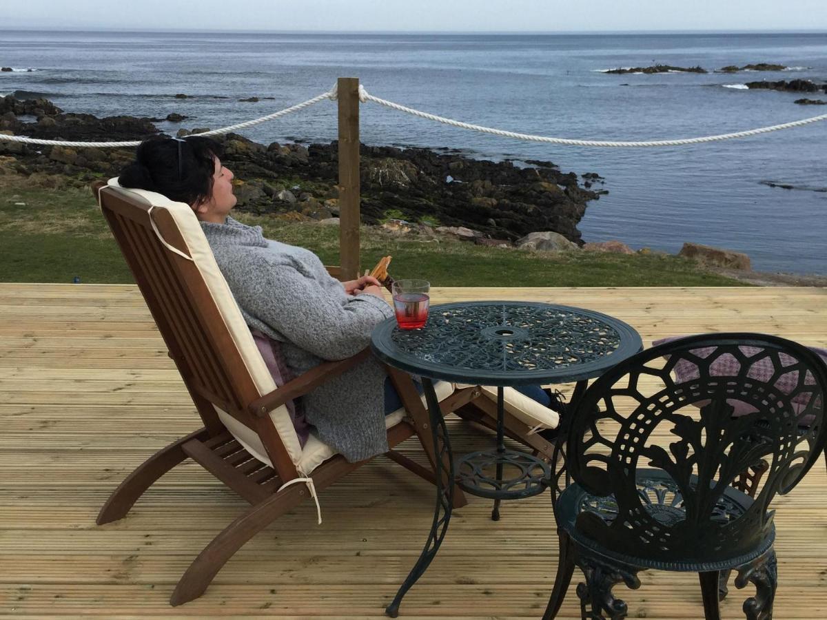 Pew With A View - Seafront Cottages Sandhaven Kültér fotó