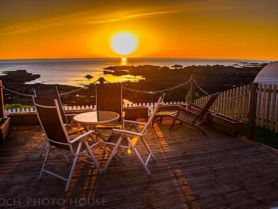 Pew With A View - Seafront Cottages Sandhaven Szoba fotó